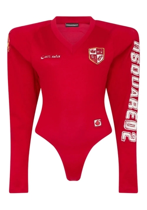 DSQUARED2 graphic details sporty body