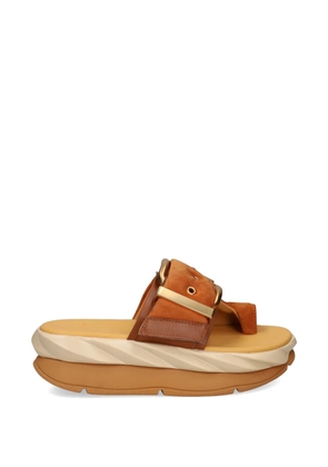 4CCCCEES Mellow Glow buckled leather sandals - Brown