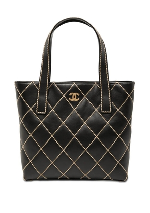 CHANEL Pre-Owned 2003-2004 Small CC Quilted Calfskin Wild Stitch tote bag - Black