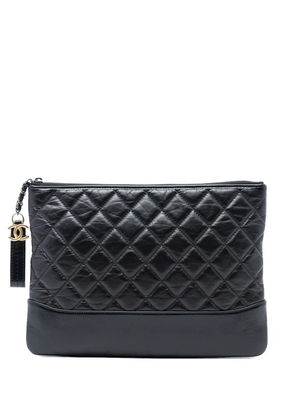 CHANEL Pre-Owned 2019 Medium Aged Calfskin Gabrielle O Case clutch bag - Black