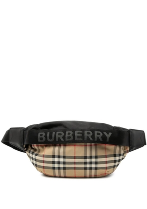Burberry Pre-Owned 2000-2017 House Check Nylon Sonny belt bag - Neutrals