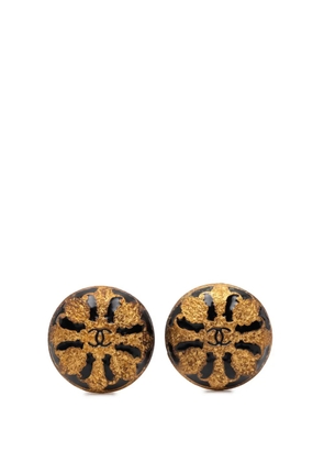 CHANEL Pre-Owned 1995 CC Gold Plated Enamel Clip On Earrings costume earrings