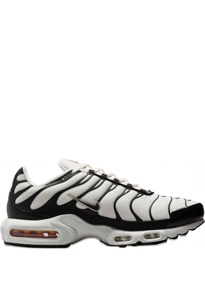 Nike Air Max Plus 'Panda' sneakers - White