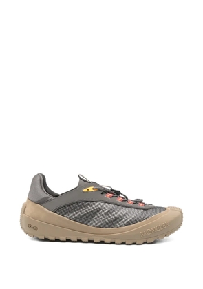 Moncler Trailgrip LP panelled sneakers - Grey
