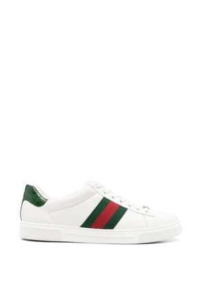 Gucci Pre-Owned Ace stripe-detail leather sneakers - White