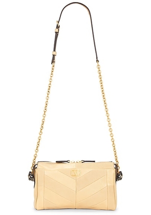 Valentino Garavani Panthea Small Shoulder Bag in Gold Beige - Nude. Size all.