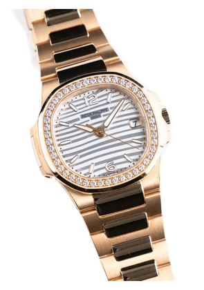 Patek Philippe Pre-Owned 2019 Nautilus 7010/1R-011 32mm watch - Silver