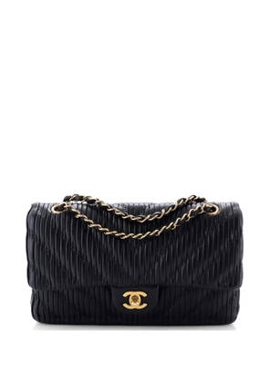 CHANEL Pre-Owned Coco Pleats Classic Double Flap Bag Pleated Crumpled Calfskin Medium shoulder bag - Black