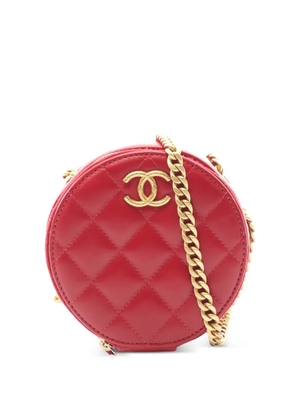 CHANEL Pre-Owned 2020s round matelassé shoulder bag - Red