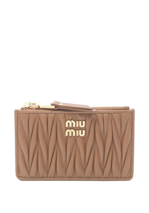 Miu Miu Pre-Owned 2020s matelasse leather wallet - Brown