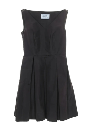 Prada Pre-Owned 2000s box-pleat silk dress - Black