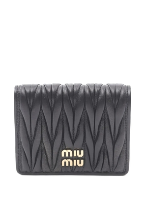 Miu Miu Pre-Owned 2020s matelasse leather bi-fold wallet - Black