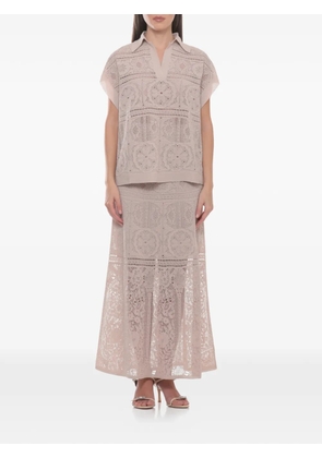 D.Exterior crocheted blouse - Neutrals