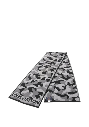 Louis Vuitton Pre-Owned 2017 camouflage scarf - Grey