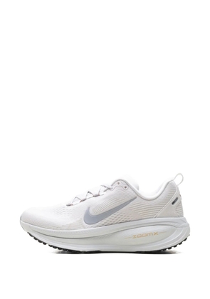 Nike Vomero 18 sneakers - White