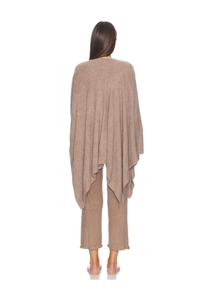 Barefoot Dreams CozyChic Lite Weekend Wrap in Tan.