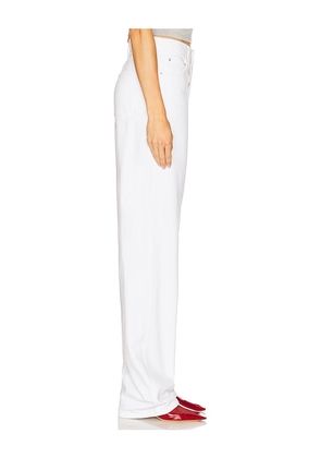 GRLFRND Bella Low Rise Boyfriend in White. Size 24. Also in 29, 31, 32.