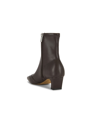 Steve Madden Jeter Boot in Brown. Size 6. Also in 6.5, 8, 9, 9.5, 10, 5.5.