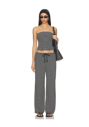 superdown Alice Pant Set in Black,White. Size XS. Also in XXS, S, M, L, XL.
