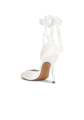 Steve Madden Larina Heel in Ivory. Size 6. Also in 10, 6.5, 7.5, 8, 8.5, 9, 9.5.