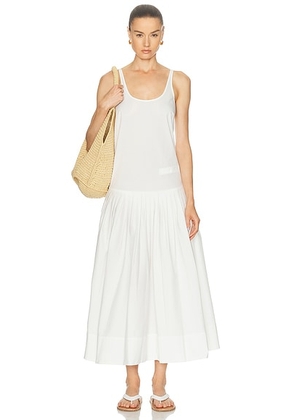 St. Agni Relaxed Pleat Dress in Off White - Ivory. Size M (also in S).