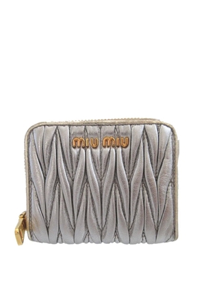 Miu Miu Pre-Owned 2010-2025 Matelasse Nappa coin pouch - Gold