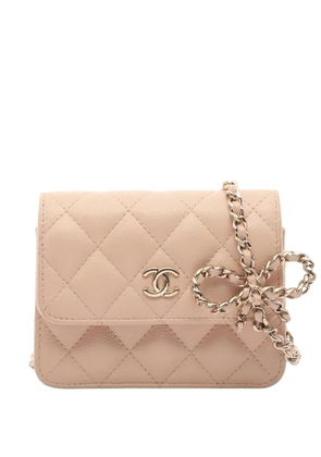 CHANEL Pre-Owned 2021 mini chain matelassé cross body bag - Neutrals