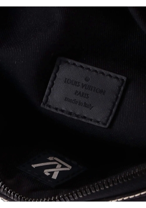 Louis Vuitton Pre-Owned Discovery Bumbag Limited Edition Snow Capsule Embroidered Monogram Nylon belt bag - Black