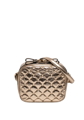 Valentino Garavani Pre-Owned 2000-2017 Metallic Wrinkled Lambskin Rockstud Spike Double Zip Camera Bag crossbody bag - Gold