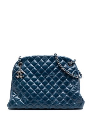 CHANEL Pre-Owned 2011 Large Quilted Crackled Patent Just Mademoiselle Bowling Bag tote bag - Blue