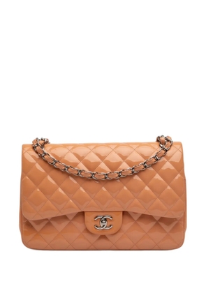 CHANEL Pre-Owned 2012-2013 Jumbo Classic Patent Double Flap shoulder bag - Orange