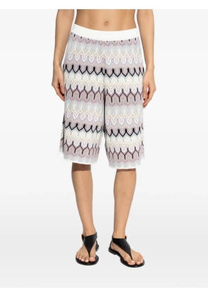 Akep geometric-pattern bermuda shorts - White