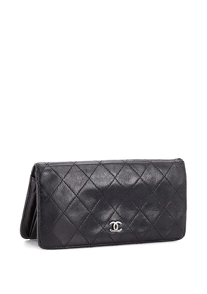 CHANEL Pre-Owned L-Yen Wallet Quilted Lambskin Long small wallets - Black