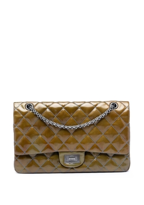CHANEL Pre-Owned 2010-2011 Quilted Patent Reissue 2.55 Double Flap 227 shoulder bag - Brown