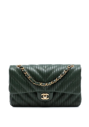 CHANEL Pre-Owned 2018 Medium Classic Chevron Calfskin Pleated Double Flap shoulder bag - Green