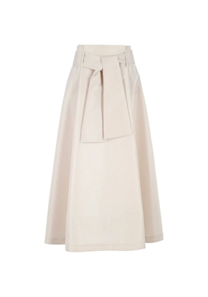 D.Exterior tie skirt - Neutrals