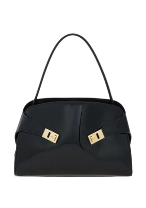 Ferragamo Hug soft shoulder bag (M) - Black