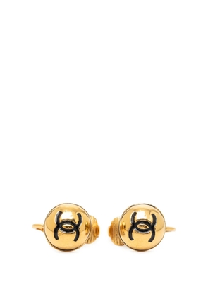 CHANEL Pre-Owned 1950-1970 CC Gold Plated Round Clip On Earrings costume earrings