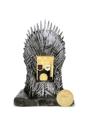 S.T. Dupont X Game of Thrones Limited Edition Fire Prestige smoking kit - Gold