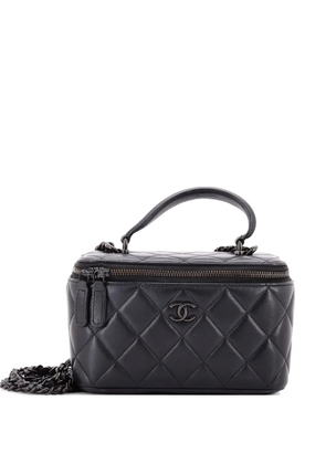 CHANEL Pre-Owned So Black Top Handle Vanity Case with Chain Quilted Lambskin Small crossbody bag