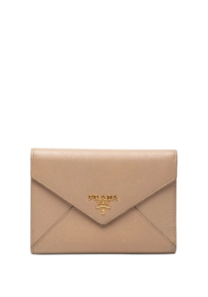 Prada Pre-Owned 2010-2025 Saffiano Trifold Envelope Wallet long wallets - Neutrals