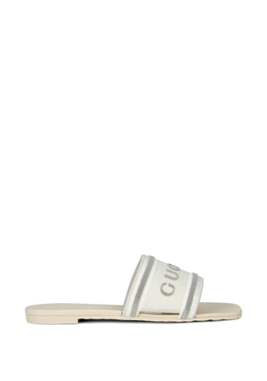 Gucci logo-detail sandals - White