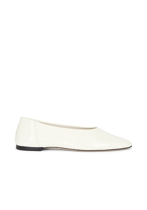 Toteme Slip Ballerina in Off White - Ivory. Size 36 (also in 37, 38, 39).