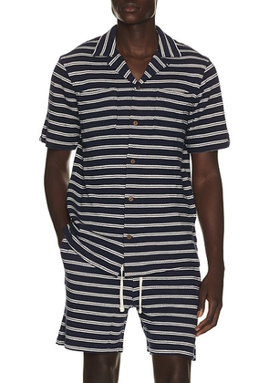 Polo Ralph Lauren Short Sleeve Cotton Bar Stripe Textured Andy Camp Shirt in Newport Navy Pale Cream - Navy. Size L (also in M, S, XL/1X, XXL/2X).