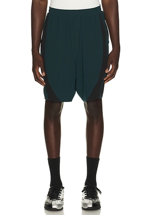 Y-3 Ultralight Woven Shorts in Aurivy - Dark Green. Size L (also in M, S, XL/1X).