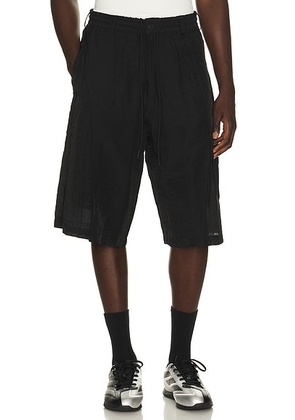 Y-3 Short in Black - Black. Size L (also in M, S, XL/1X).