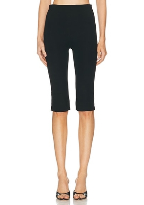 LESET Rio Capri Pant in Black - Black. Size L (also in M, S, XS).