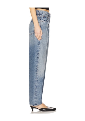 AGOLDE Henson Jeans in Blue. Size 24. Also in 28, 31.