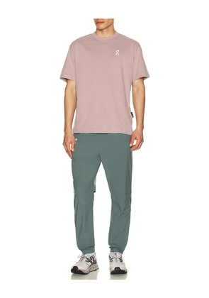 On Club-T in Mauve. Size M. Also in L.