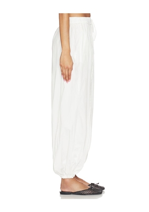 ROAME. Maisie Pant in White. Size L. Also in XS, S, M, XL.